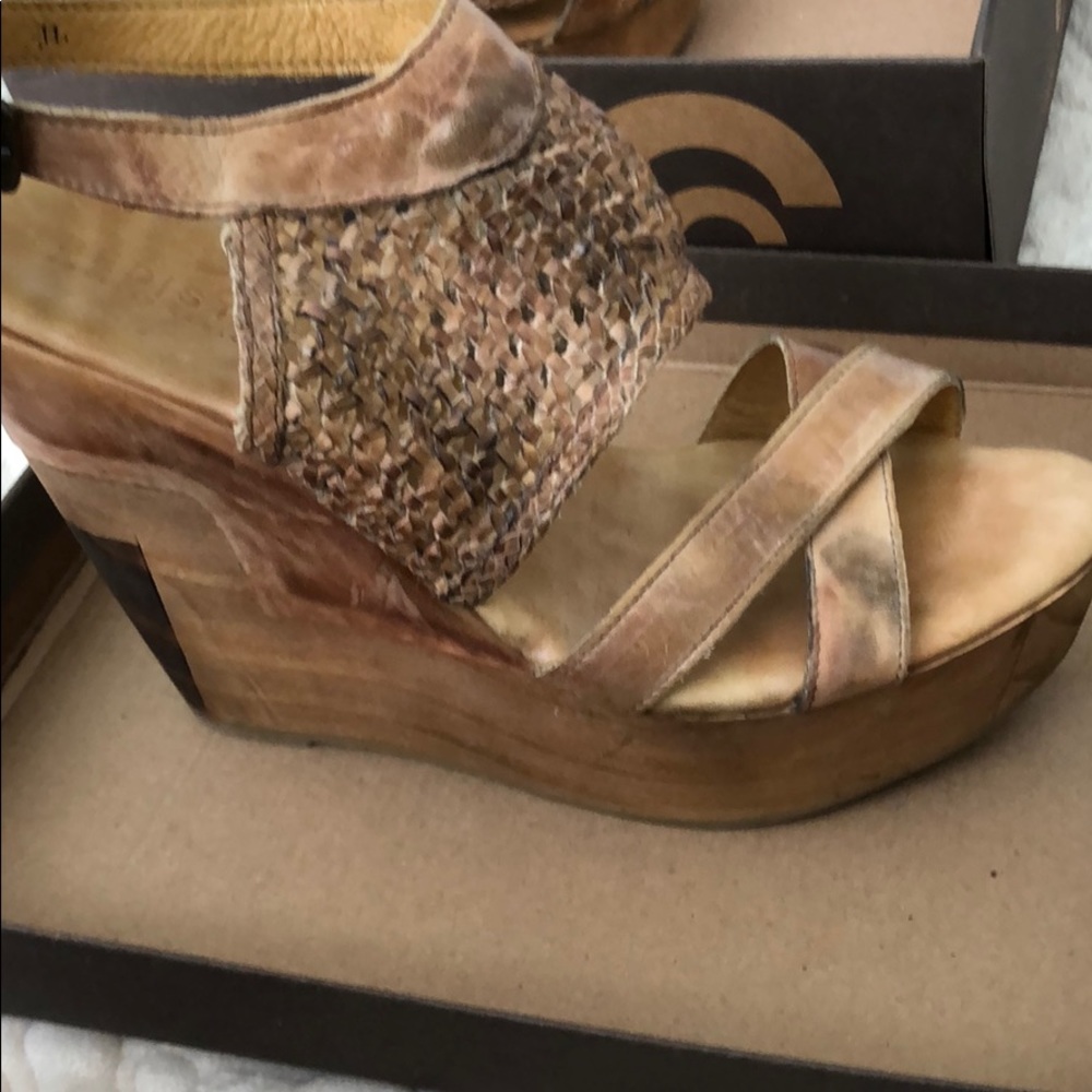 Bed Stu Wooden Wedges